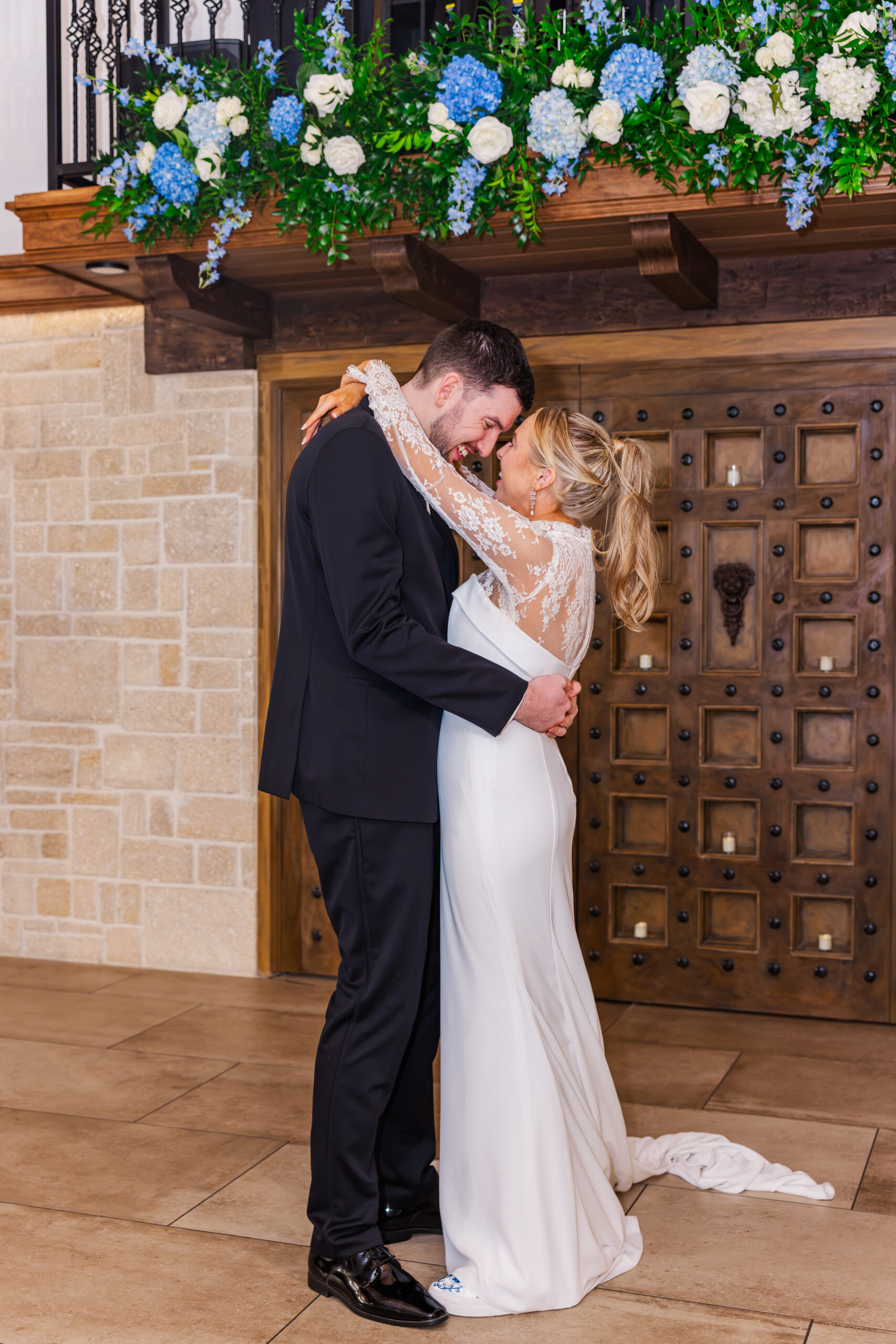 Ashley&Kyle.sp_JenniferNicolePhotography&Films-123
